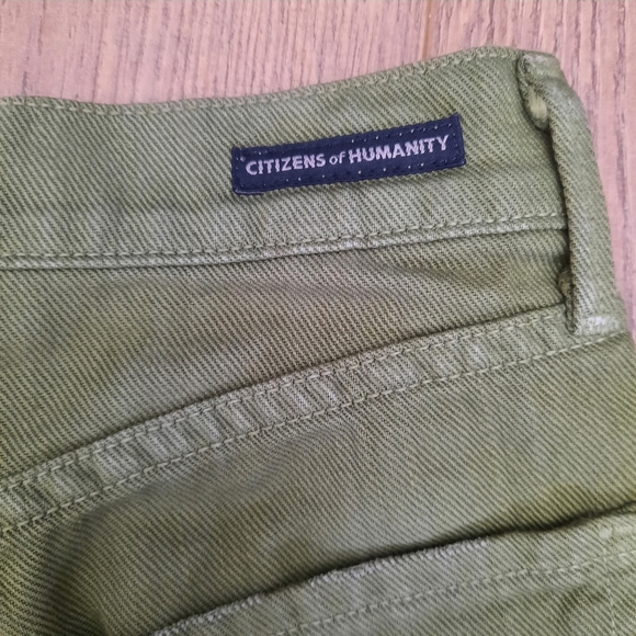 Citizens of Humanity Frayed Green Denim Shorts - Picture 7 of 12